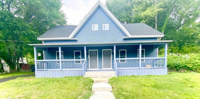 Photo - 1592 Main St Unidad ID1380184P