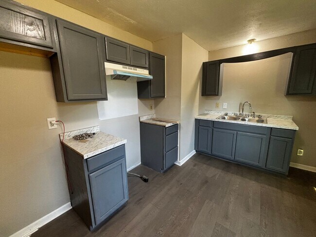 Photo - 3 BED 1 BATH IN FAYETTEVILLE NC