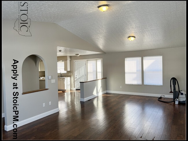 Photo - 3300 Retriever Rd