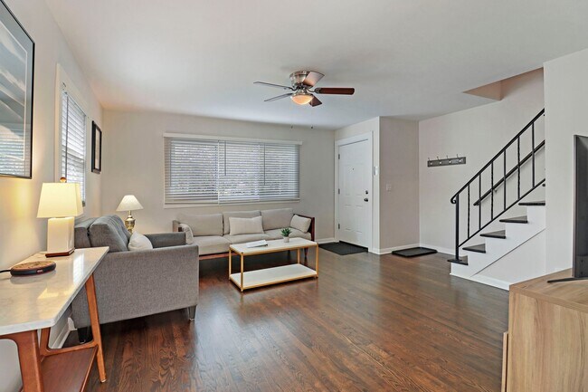 2301 Western Ave Unit 2301