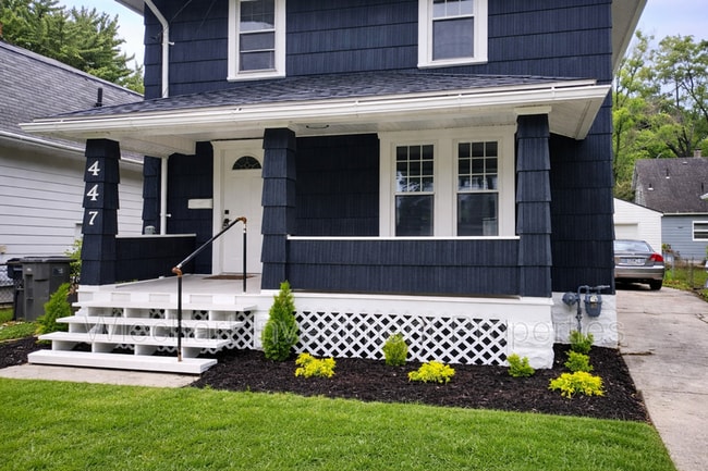 Photo - 447 Hazel Ave