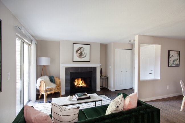 Photo - Stonesthrow Apartments