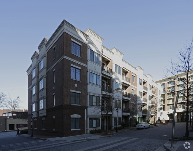 Photo - 155 River Pl