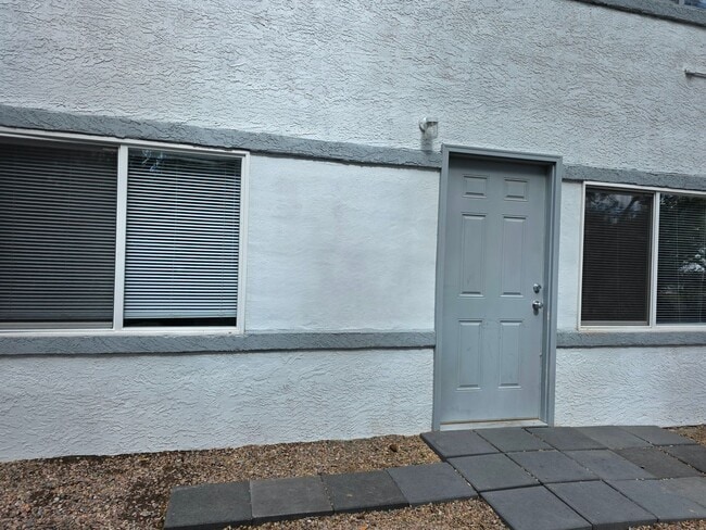 Photo - 307 W Corona Ave Unit 307 Corona 3