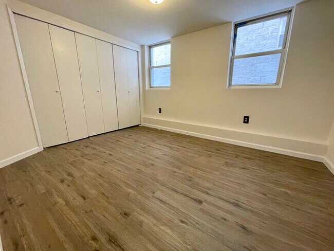 Photo - 1820 Albany Ave Unit 1