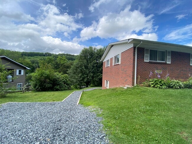 312 Clint Norris Rd Unidad B
