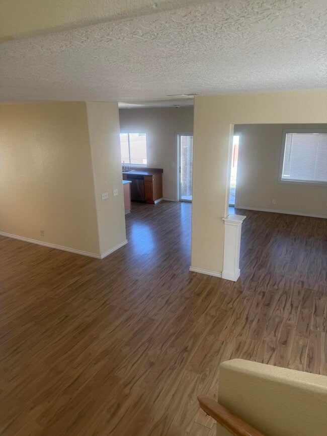 Photo - 1012 Kiska St NW