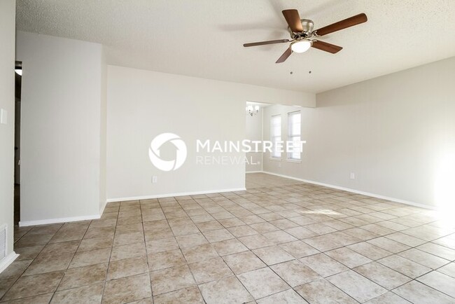 Photo - 3 Bedroom Pet-Friendly Home in Norman, OK ...