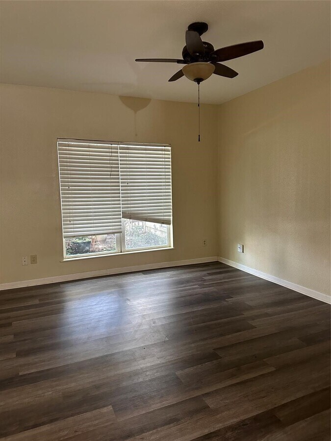 Photo - 9009 Richmond Ave. Unidad 110