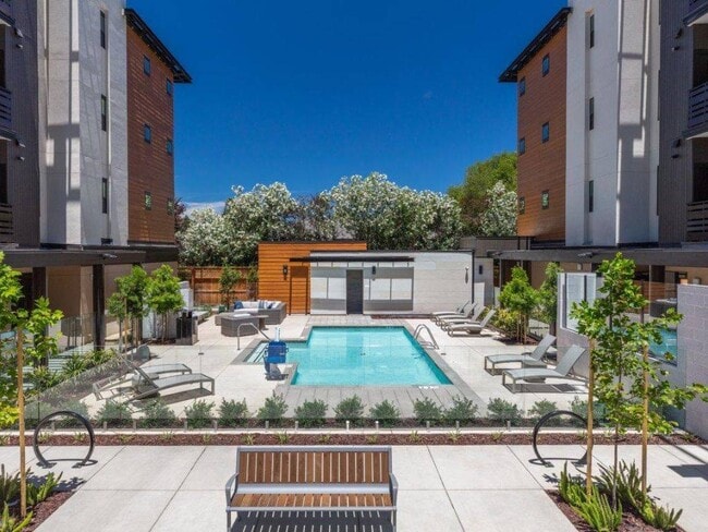 Santana Terrace