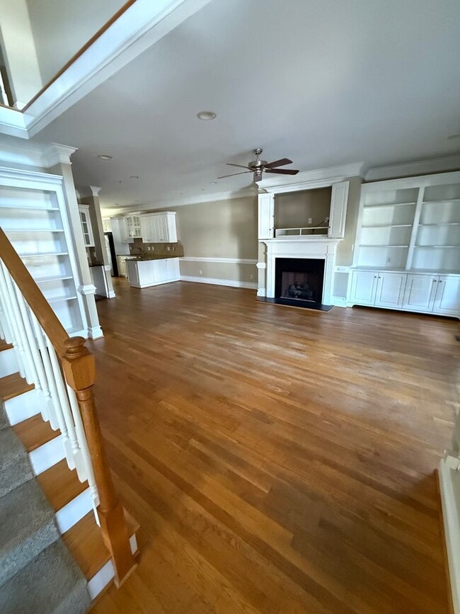 Photo - 3733 Savannah Way