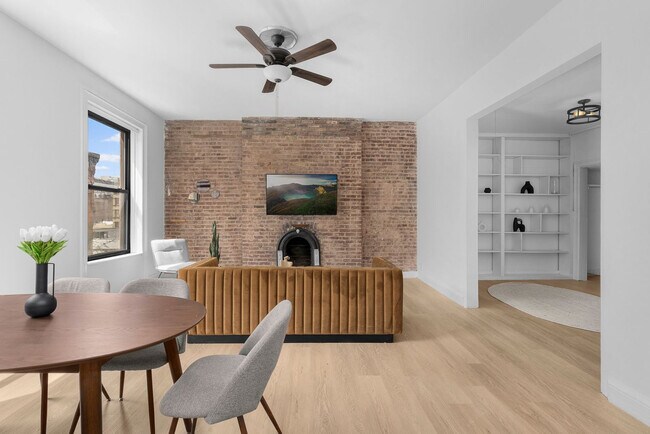257 W 19th St Unit SI ID1224966P