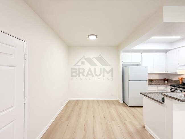 11459 Collins St Unidad 210