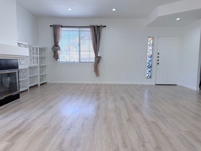 18110 Flynn Dr
