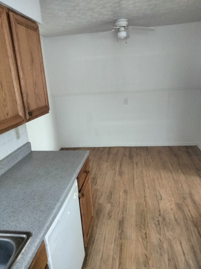 2512 Flanigan Ct Unidad 2512 Flanigan Ct #3