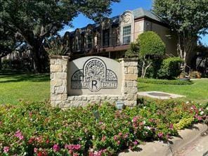 Building Photo - 4006 Ridglea Country Club Dr Rental