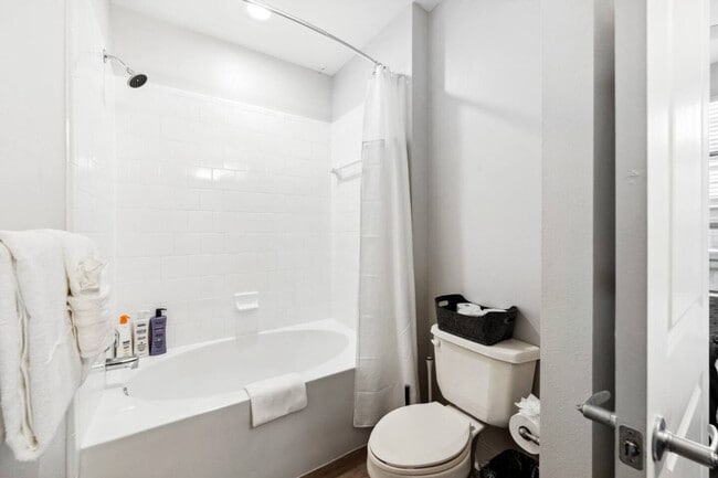 Photo - 2901 Indiana St Unidad ID1289463P