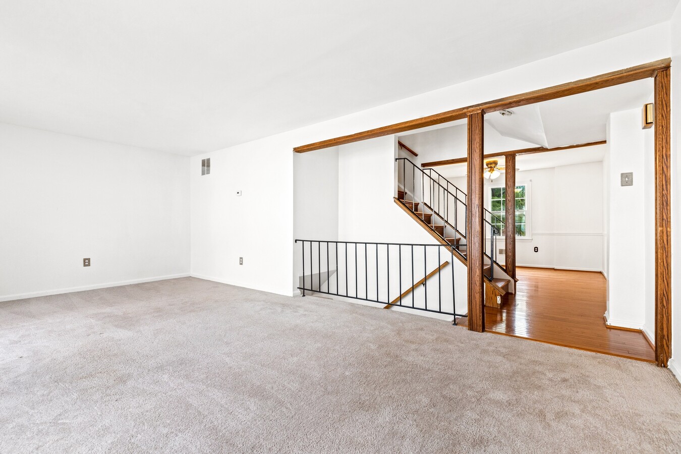 Photo - 4432 Longworthe Sq