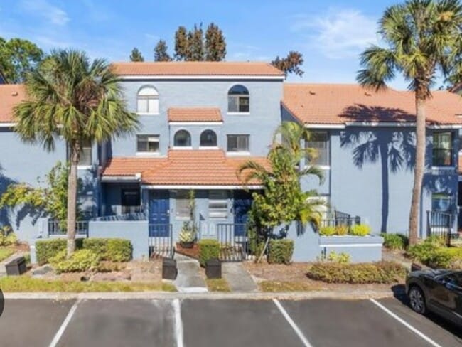 Photo - 4718 Chevy Pl