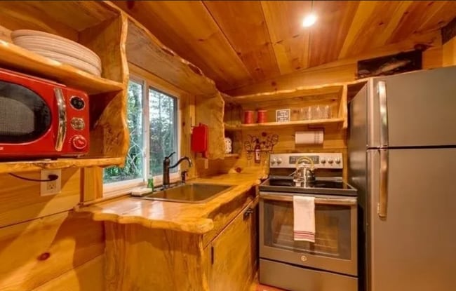 Photo - 250 Lovell Ln