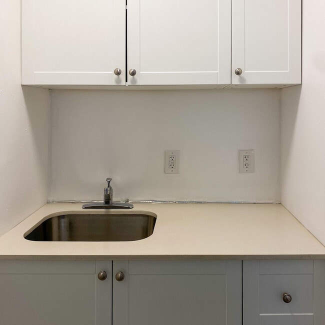 Photo - 379 Cooper St Unité 6