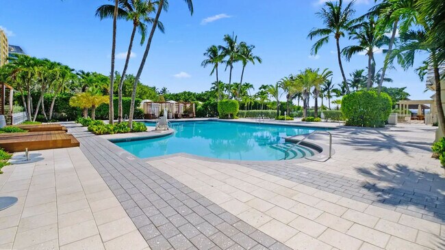 455 Grand Bay Dr Unidad SI FL3-ID1022329P