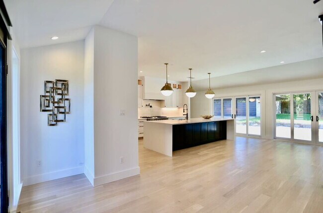 Executive Lease Near Preston Hollow  - Chef's Kitchen, Gated Drive & Spacious Patio