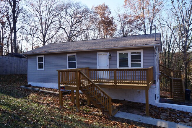 Photo - 6343 Cadbury Dr NW