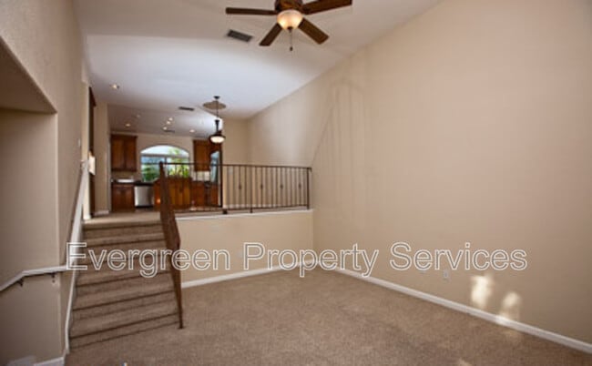 Photo - 2515a Garfield Ave