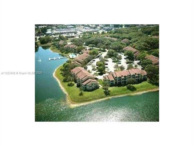 Photo - 2405 NW 33rd St Unidad 1214 Rental