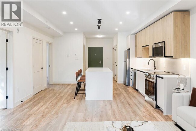 Photo - 4390 Hillview Dr Unité 405