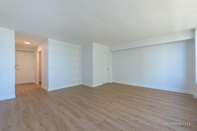Photo - 3600 N Lake Shore Dr Unit 1603