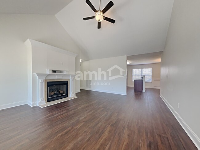 Photo - 5412 Singh Ln