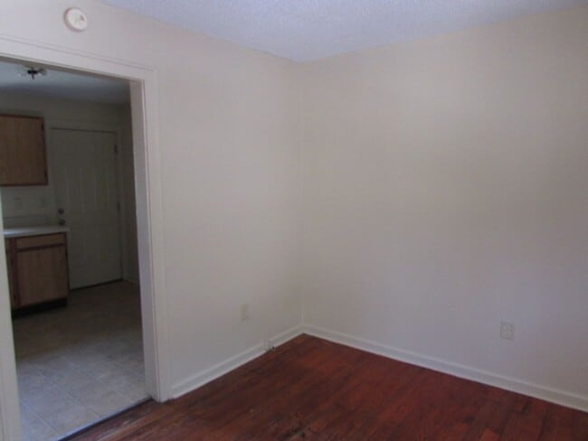 Photo - 121 Dixie Dr