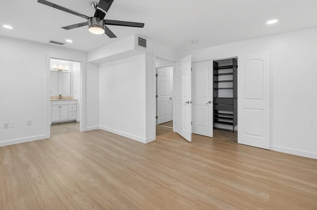Photo - 379 NW 23rd St