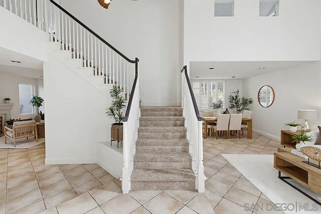 8995 Hampe Ct