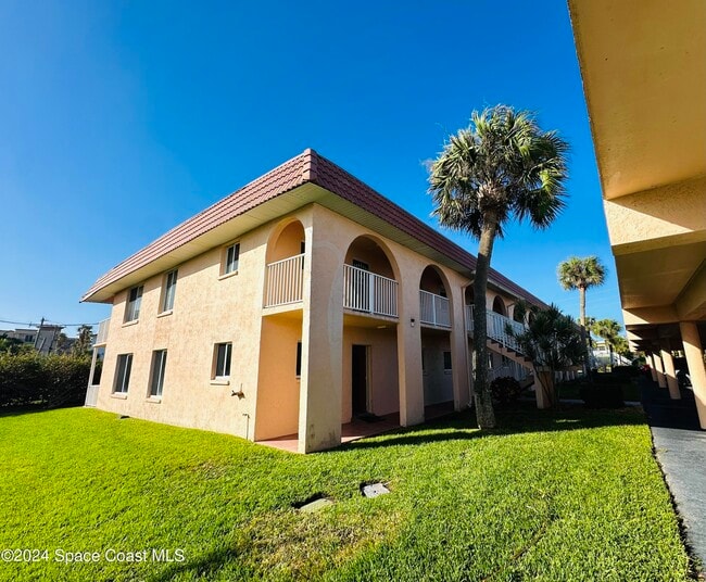 Building Photo - 8000 Ridgewood Ave Unit 110 Rental