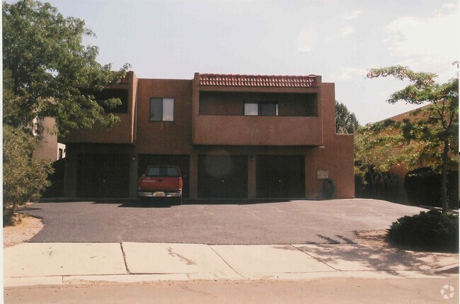 Building Photo - 11410 Prospect Ave NE Unit B Rental