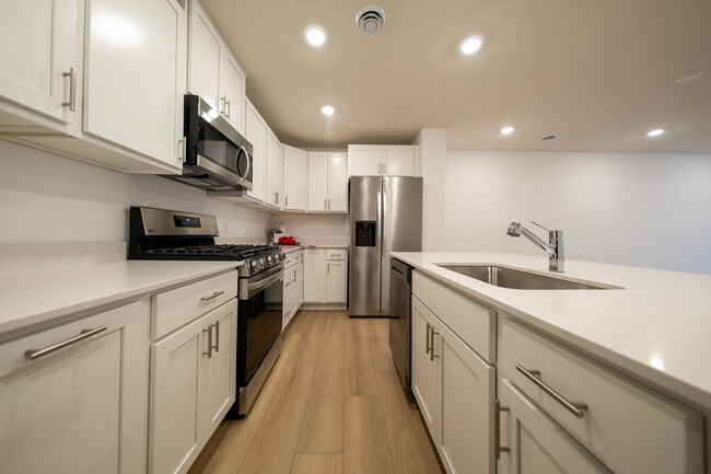 Photo - 21715 Denton Ave