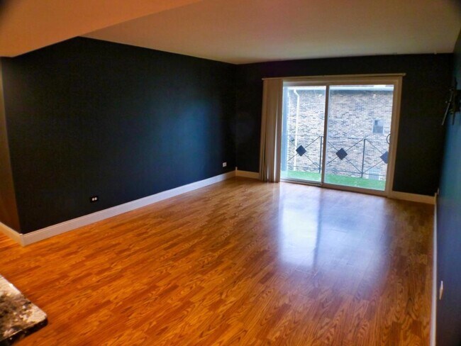 Photo - 10308 Circle Dr