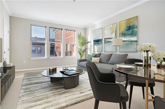 Photo - 903 Providence Pl