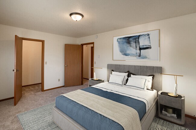 Fargo, ND Hunters Run 2 Apartments | Bedroom