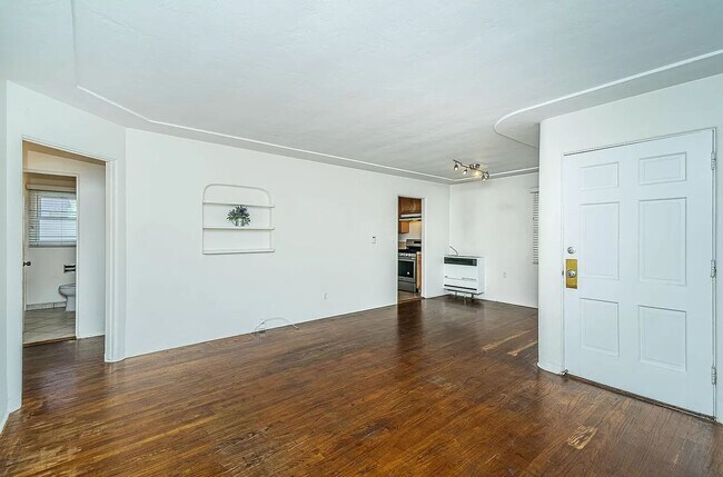 Photo - 1805 Reed Ave