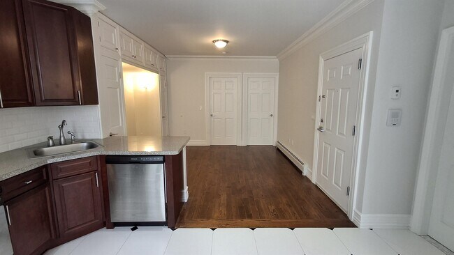 Photo - 603 Bloomfield St Unit 3