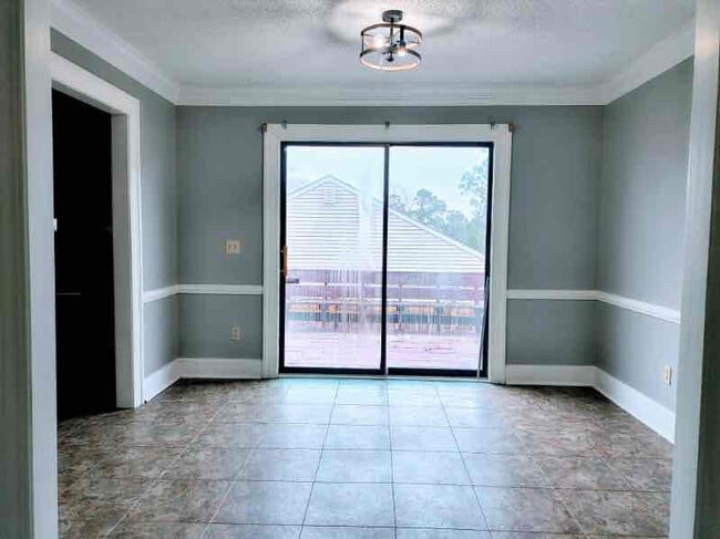 Photo - 100 Westridge Rd