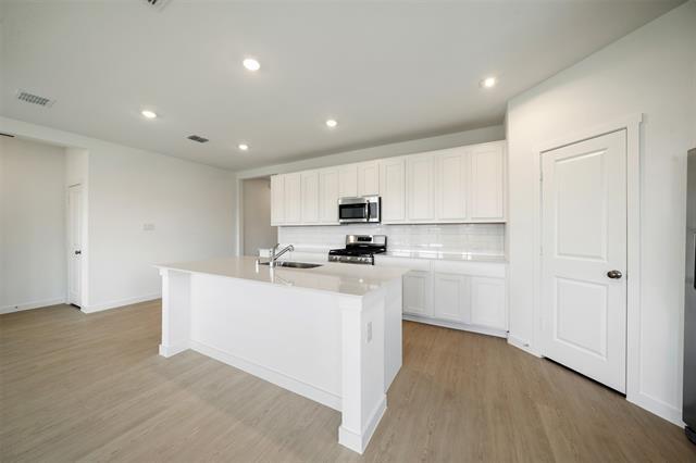 Photo - 337 Sedalia Trl