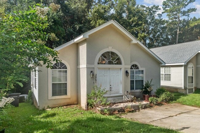 Photo - 2961 Viking Way