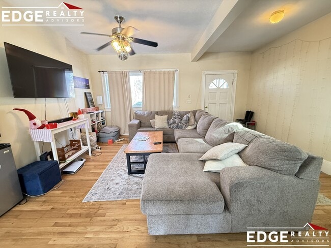 Photo - 12 Woodmont St