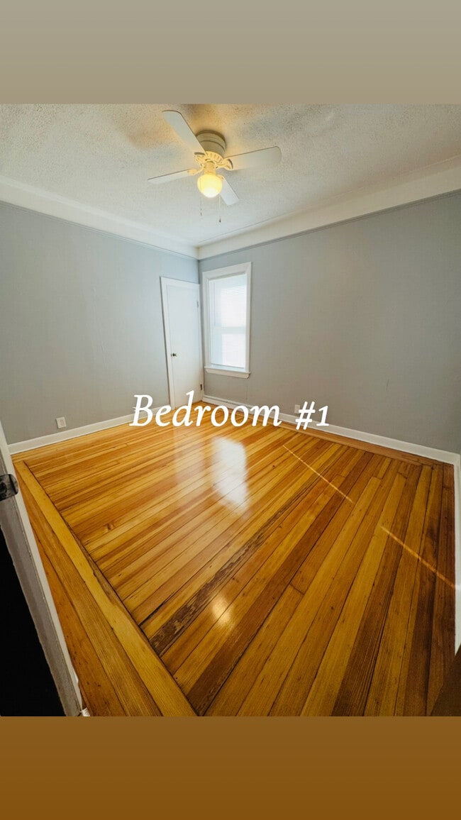 Photo - 2407 Pawtucket Ave Unidad 1