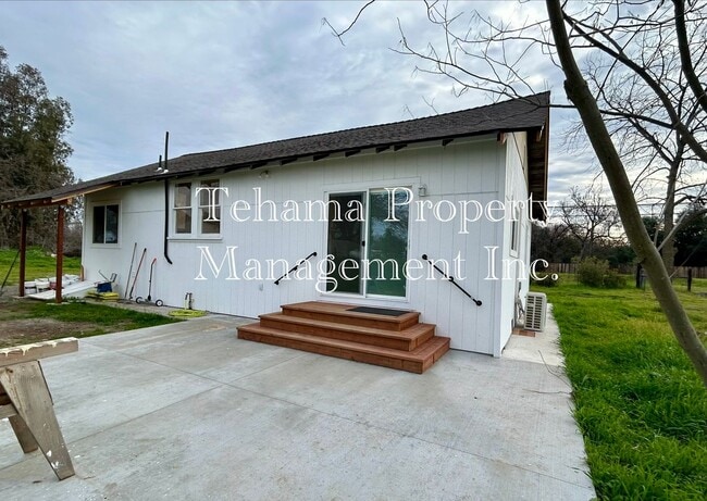 Building Photo - Charming 3 bedroom 1 bath home in Los Molinos, CA